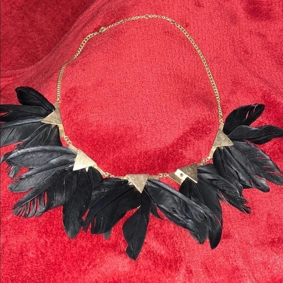 Luxury Gold tone Black Feathers Statement Necklace - Picture 1 of 9